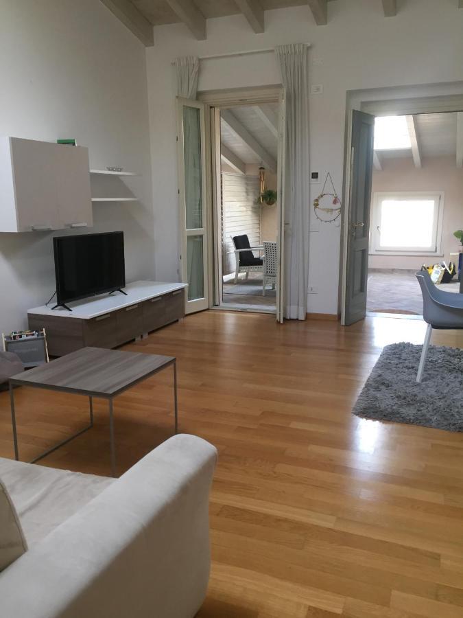 Casa Del Monastero Appartement Polpenazze del Garda Buitenkant foto